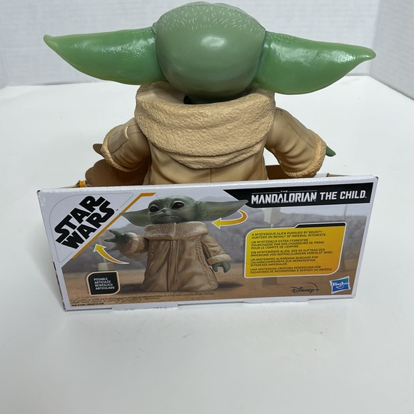 Disney Star Wars | The Mandalorian The Child | Collectable | Plastic Figure NWT - Picture 4 of 7